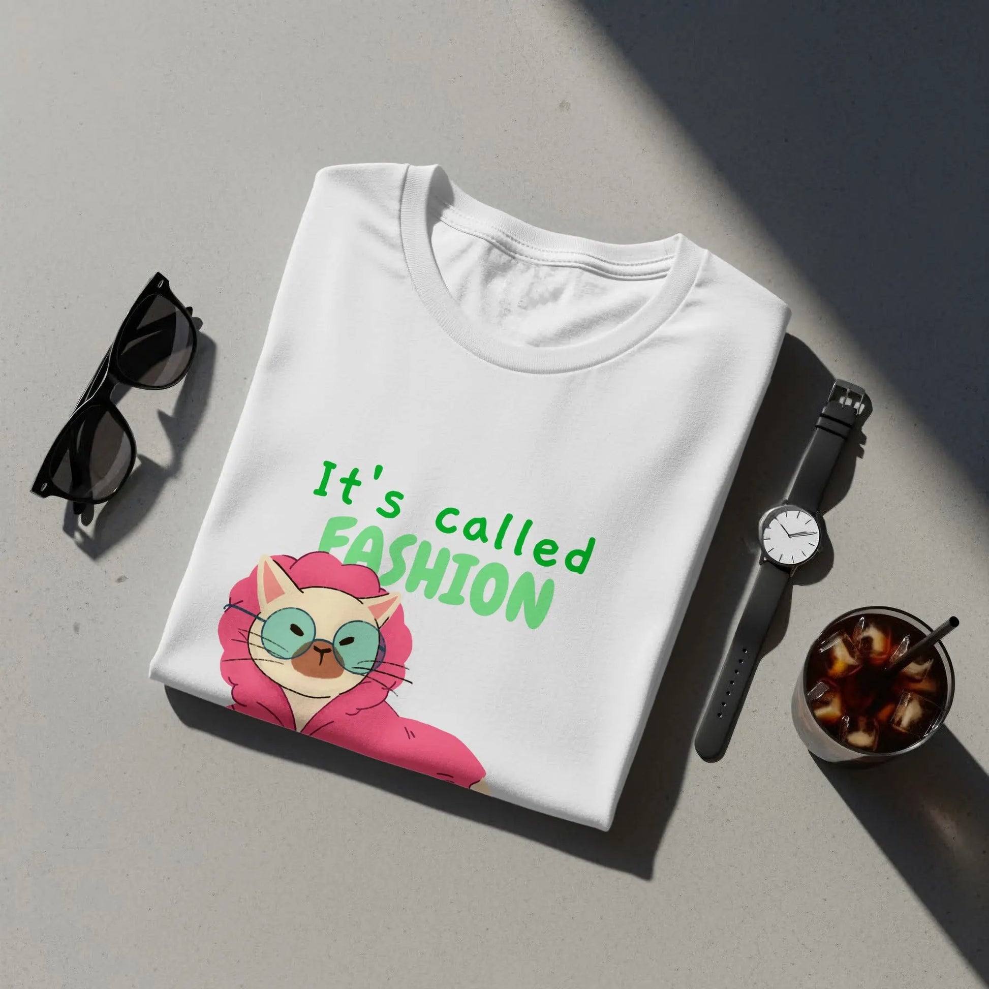 "It's Called Fashion Look It Up" Cat Graphic T-Shirts Boofy
