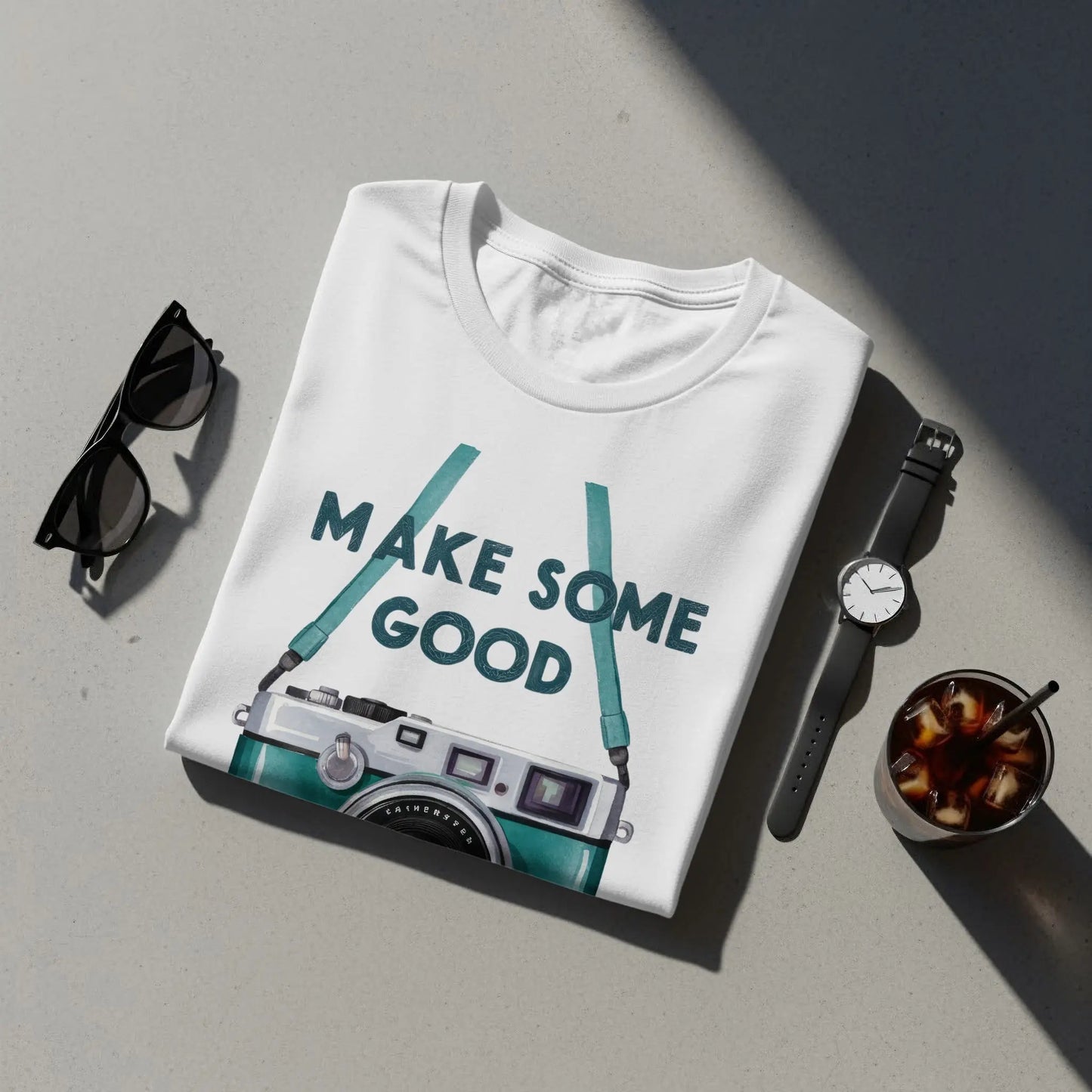 Photography T-Shirt: "Make Some Good Memories Today" Vintage Camera